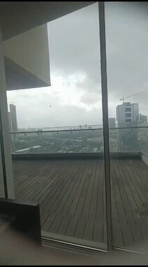 5bhk luxury flat in lower parel location
Lower Parel est
Spacious flat with balcony taress,
